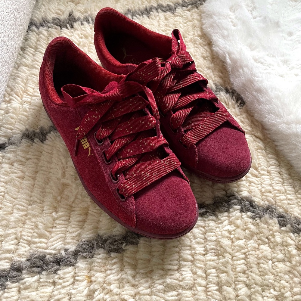 PUMA, Size 40/US 9
